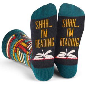 Book and Reading Socks - Funny gift for book lovers - Cozy socks for men and wom
